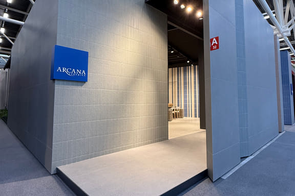 Arcana Cerámica na Cersaie 2025